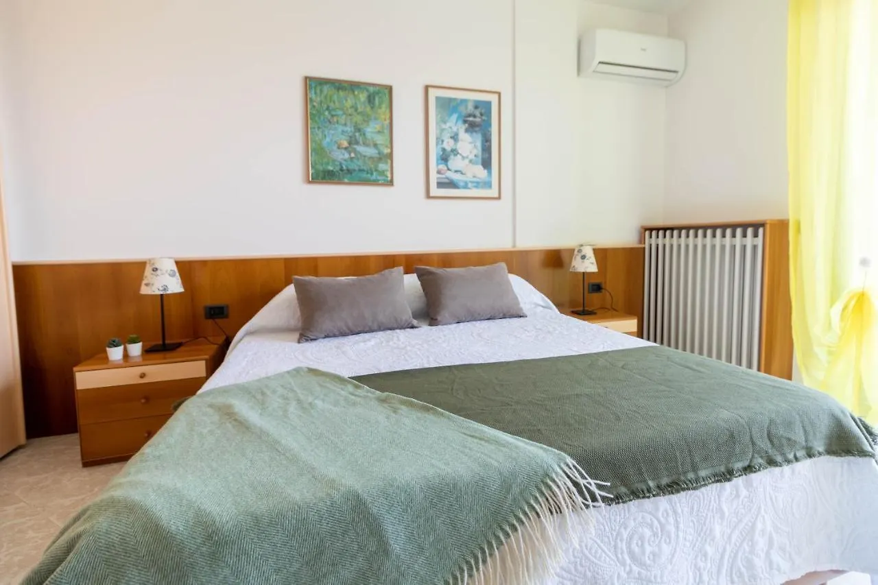 Apartmán A Casa Di Argo Desenzano del Garda 0*,  Itálie