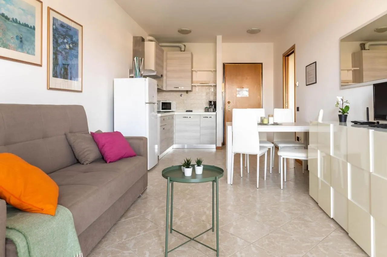 A Casa Di Argo Apartment Desenzano del Garda
