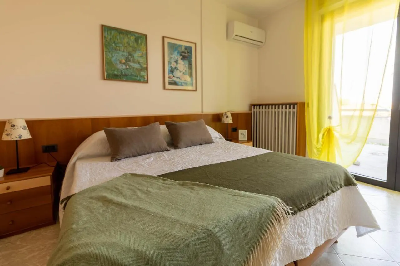 A Casa Di Argo Apartment Desenzano del Garda 0*,
